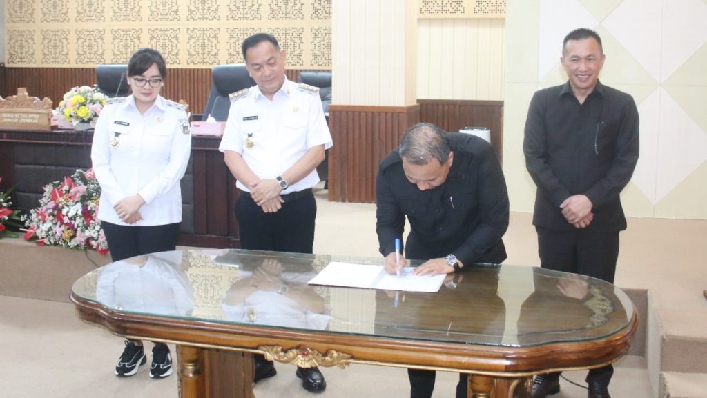 DPRD Tomohon Gelar Paripurna Penyampaian Rekomendasi LKPJ Wali Kota Tahun 2024