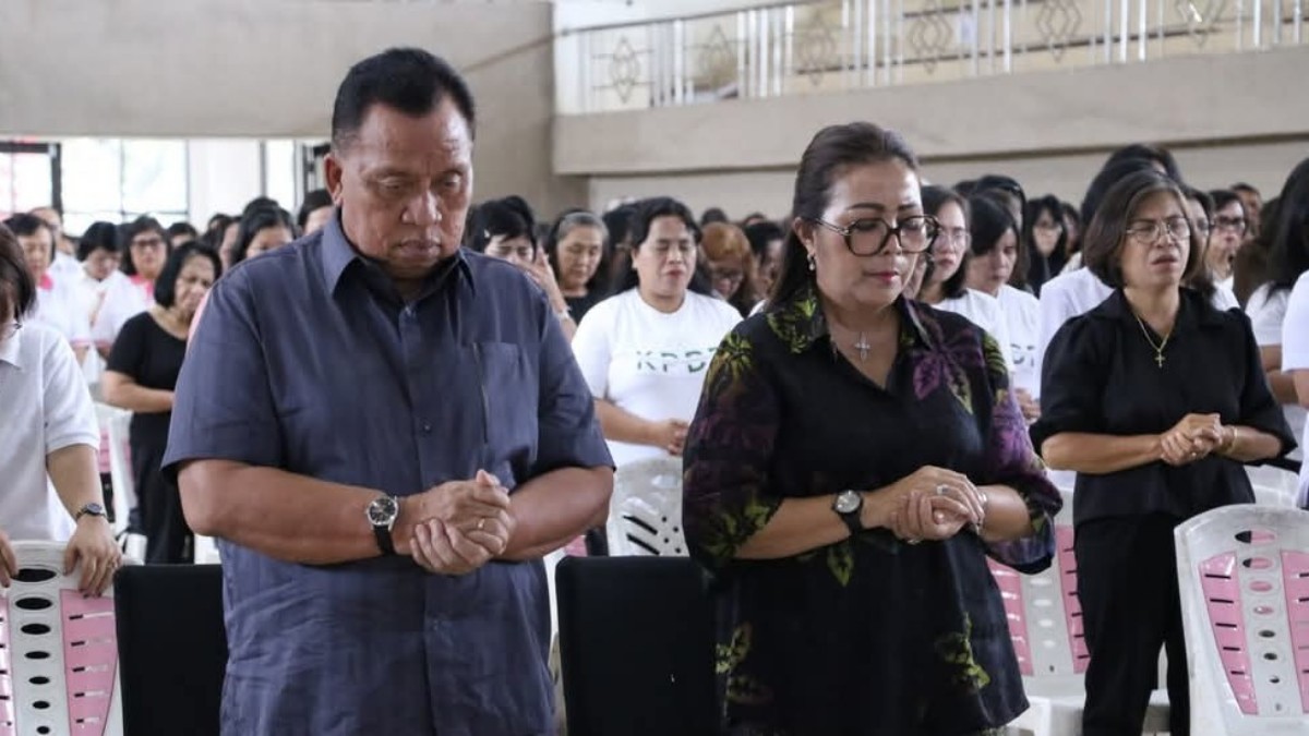 Bupati Minahasa Ikut Ibadah Doa Puasa Sinode GMIM