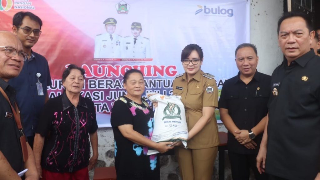 Bantuan Beras Pemerintah Pusat Disalurkan di Tomohon, Jangkau 6.067 Jiwa 
