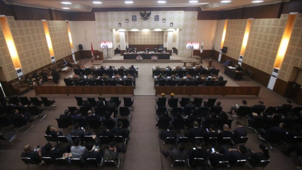 DPRD Tomohon Gelar Rapat Paripurna Mendengarkan Pidato Kenegaraan Presiden Indonesia