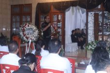 Ayah Dirut PD Pasar Berpulang, Pemkot Tomohon Gelar Ibadah Penghiburan