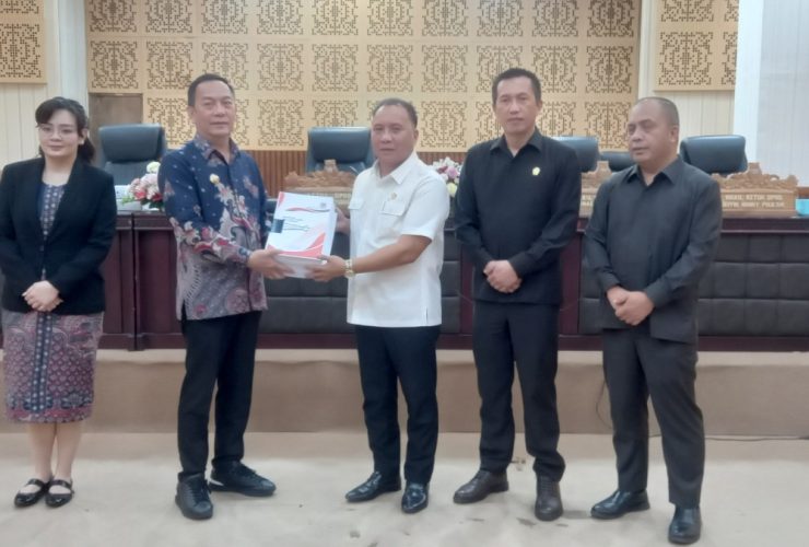 Wali Kota Tomohon Ajukan Ranperda APBD 2026 ke DPRD