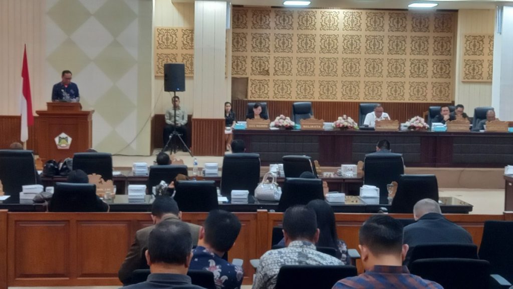 DPRD Tomohon Terima Pengajuan Ranperda APBD 2026 dari Wali Kota