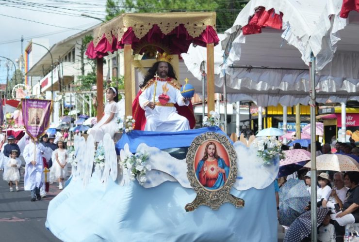 Tomohon Christ The King Festival 2025 Sukses, Ini Harapan Caroll Senduk 