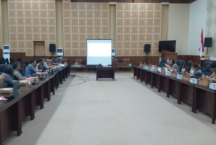 Pansus DPRD Tomohon Libatkan Kanwil Kementerian Hukum Sulut Bahas Ranperda Perumda Air Minum Tirta Mahawu 