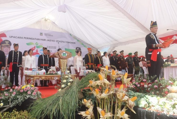 Pemkot Gelar Upacara Bendera Hari Jadi ke-23 Kota Tomohon, Begini Sambutan Caroll Senduk