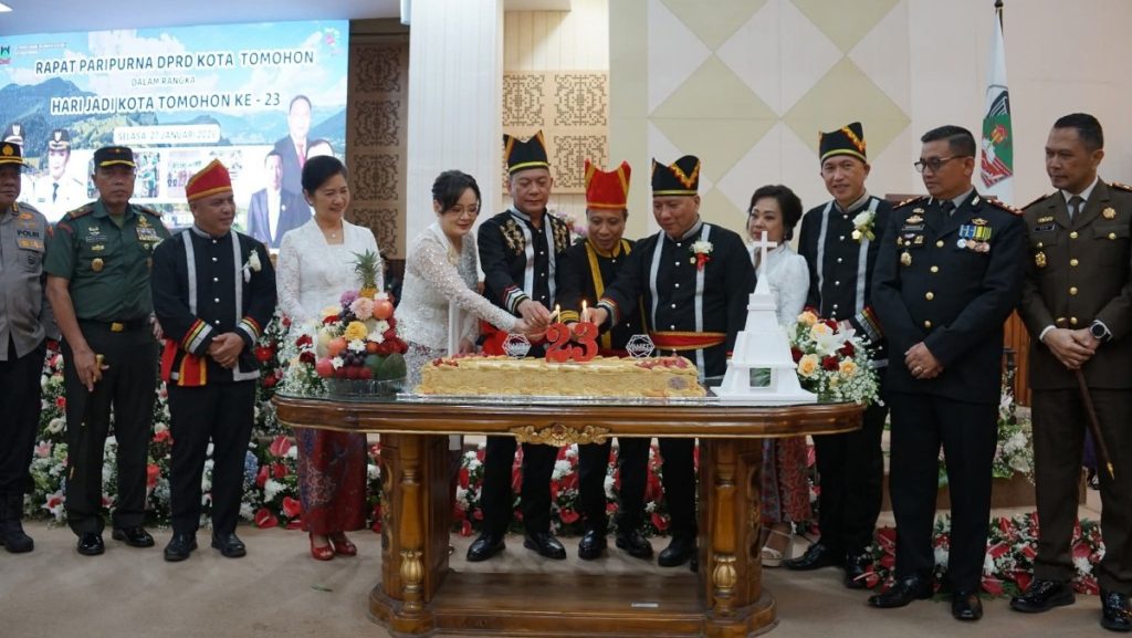 DPRD Laksanakan Paripurna Hari Jadi ke-23 Kota Tomohon, Caroll Senduk Sampaikan Ini