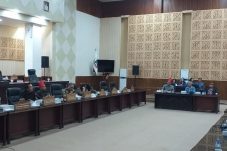 MKM Tomohon "Serbu" DPRD, Begini Kata Mono Turang dkk
