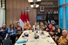 Wali Kota Tomohon Caroll Senduk Lobby Program ke Kementerian Ekraf 