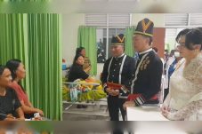 Jenguk Korban Dugaan Keracunan, Mono Turang Minta Penanganan Medis Maksimal 