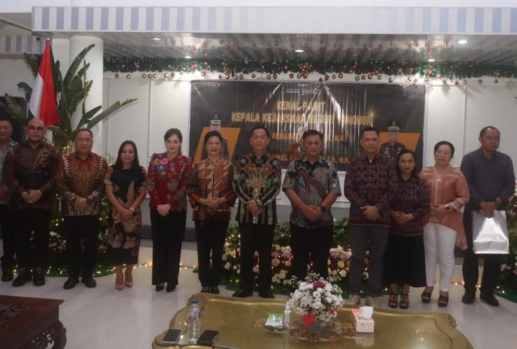 Caroll-Sendy Sambut Kajari Tomohon Baru, Sampaikan Terima Kasih Pejabat Lama