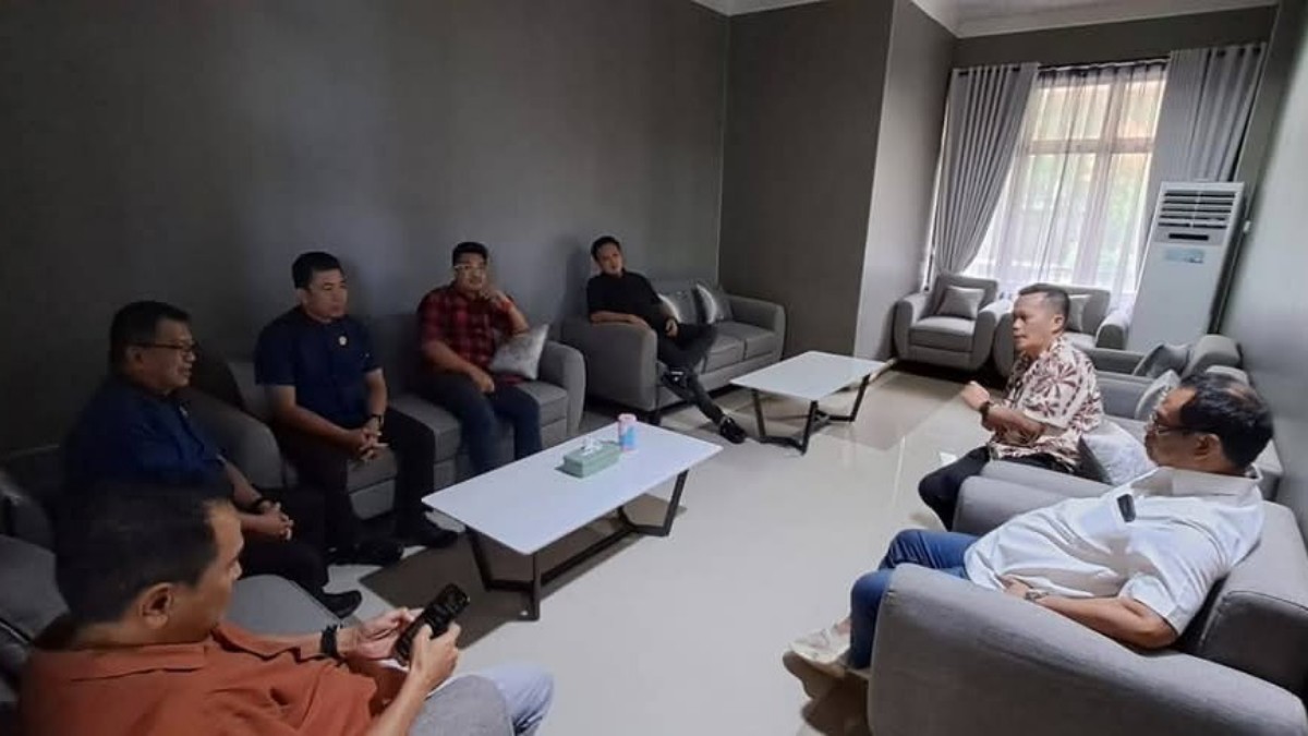 Komisi I DPRD Tomohon Terima Kunjungan Legislator Bitung