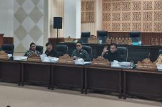 Pansus LKPJ DPRD Tomohon "Kuliti" Dinas Perkim dan DPMPTSP