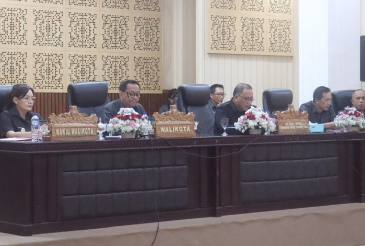 Wali Kota Tomohon Ajukan LKPJ 2025 dan Ranperda Kota Bunga ke DPRD