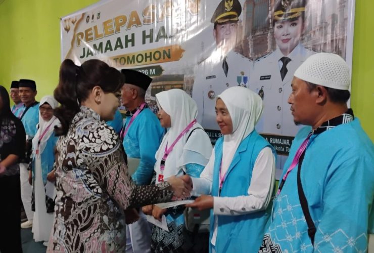10 Calon Jamaah Haji Tomohon Berangkat Tanah Suci, Dilepas Wakil Wali Kota