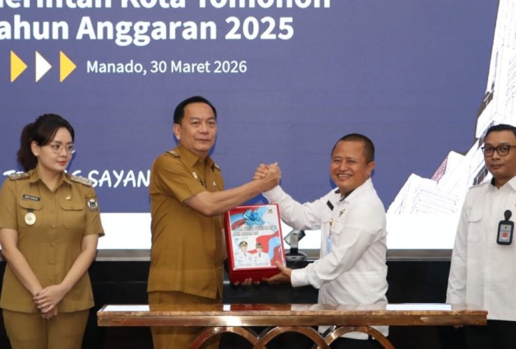 Caroll Senduk Serahkan Laporan Keuangan Unaudited Pemkot Tomohon 2025 ke BPK RI