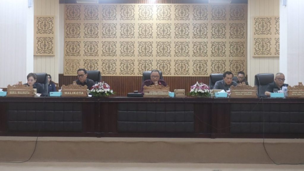 DPRD Tomohon Sampaikan Rekomendasi LKPJ Wali Kota Tahun 2025