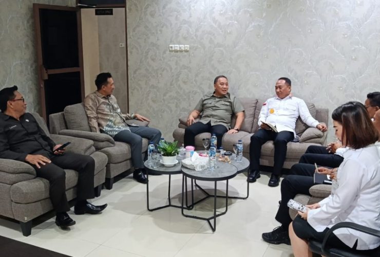 Bahas Regulasi dan Harmonisasi, Kanwil Kemenkum Sulut Sambangi DPRD Tomohon