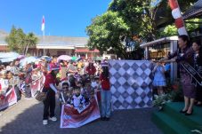 Ribuan Anak Tomohon Ikut Pawai Bocah, Bunda Jeand'arc