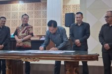 Sah! DPRD Tomohon Setuju Perubahan APBD 2026 