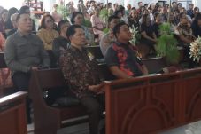 Ini Pesan Ketua DPRD Tomohon di Momen HUT ke-13 GMIM Kakaskasen Eben Haezer