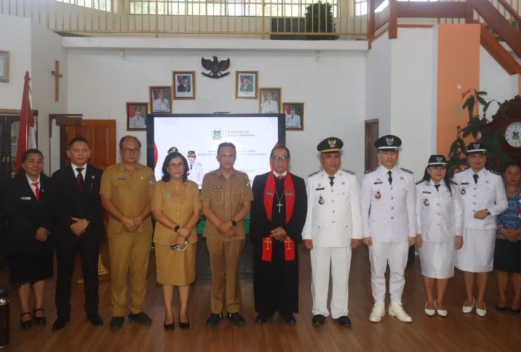 Caroll-Sendy Rombak Kabinet, 11 Pejabat Pemkot Tomohon Dilantik