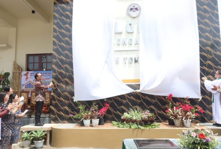 Gedung GMIM Elohim Kolongan Satu Diresmikan, Wali Kota Tomohon Sampaikan Ini